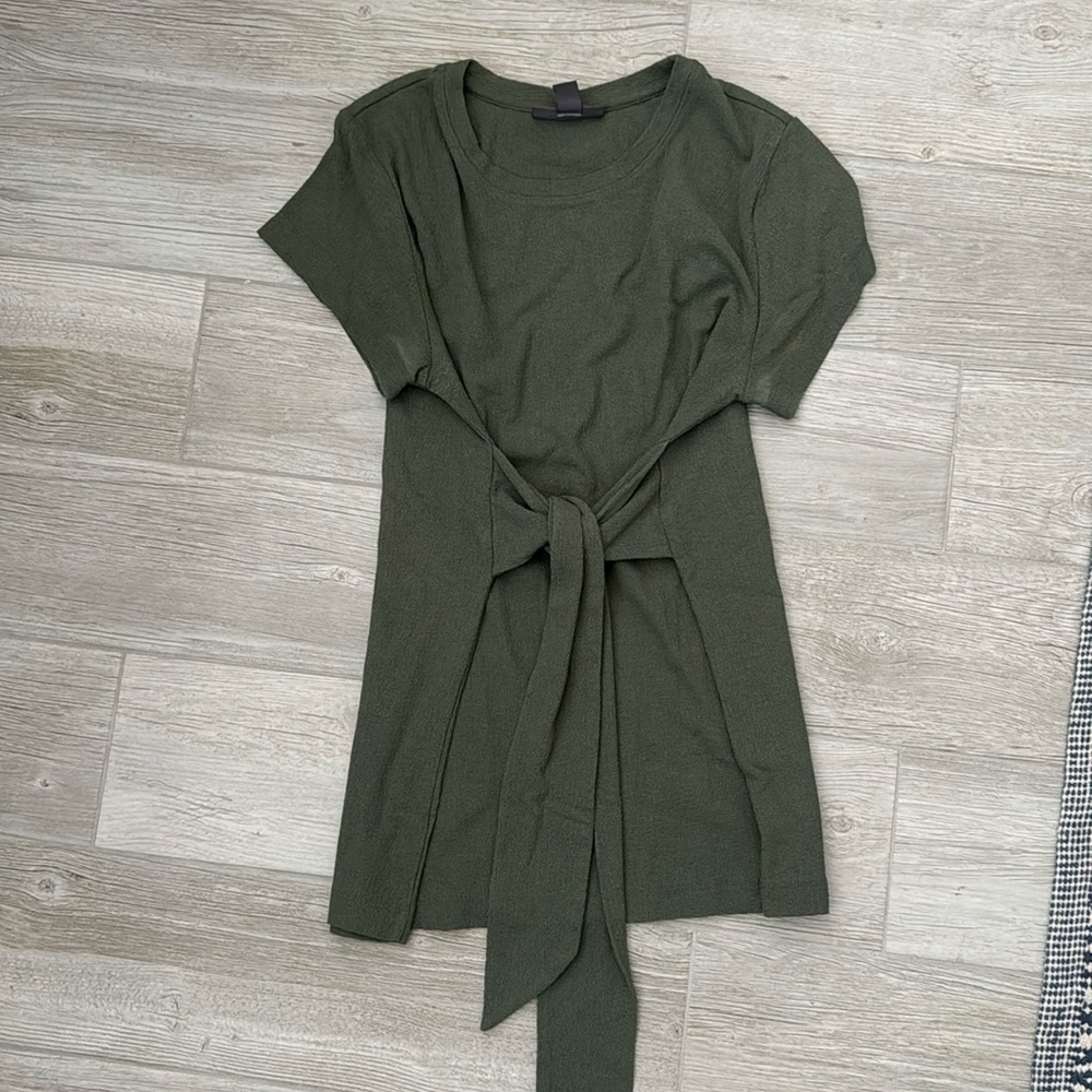 Pea in the pod maternity shirt